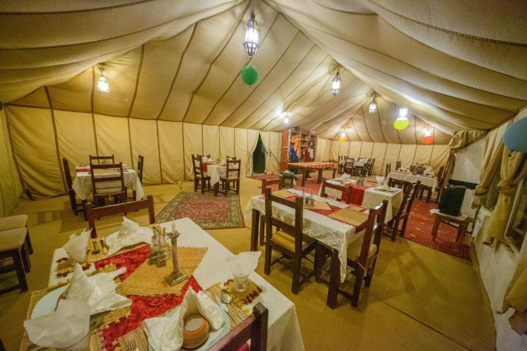 Luxury Desert Camp Merzouga Luaran gambar